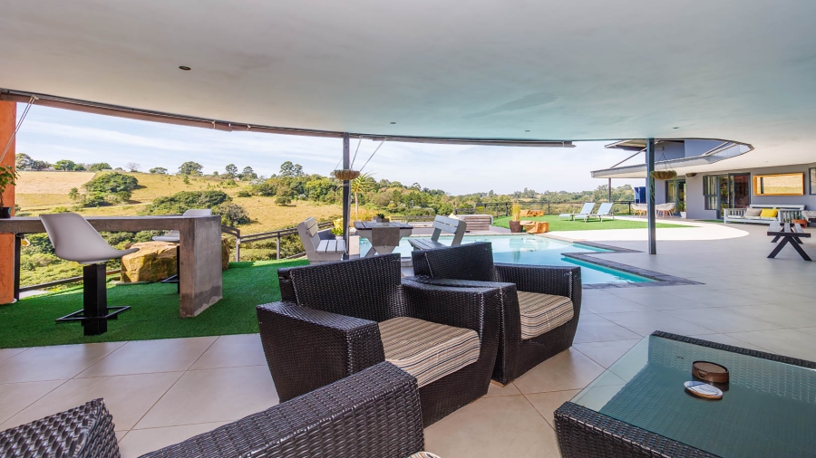 6 Bedroom Property for Sale in Crestholme KwaZulu-Natal