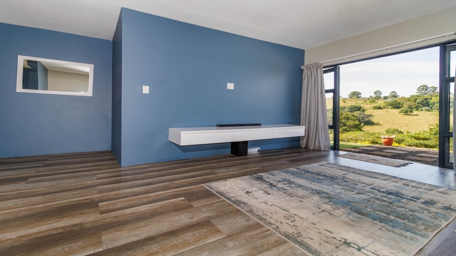 6 Bedroom Property for Sale in Crestholme KwaZulu-Natal