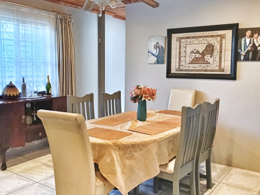 4 Bedroom Property for Sale in Brackenham KwaZulu-Natal