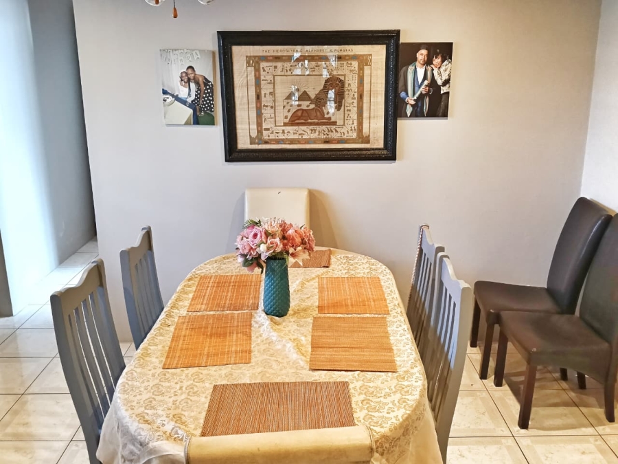 4 Bedroom Property for Sale in Brackenham KwaZulu-Natal