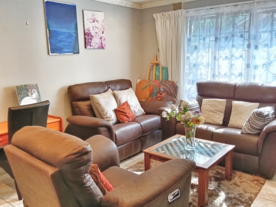 4 Bedroom Property for Sale in Brackenham KwaZulu-Natal