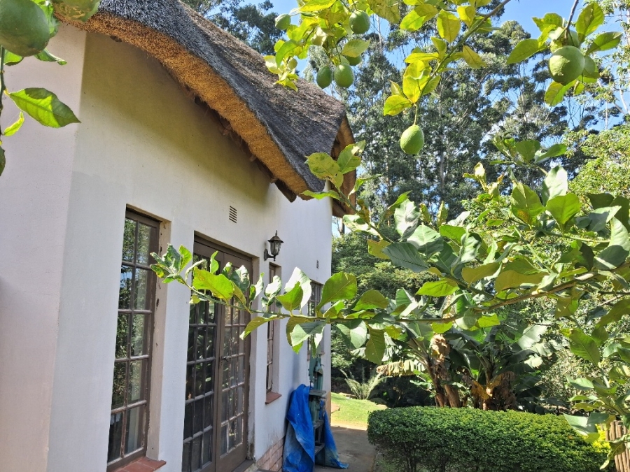 To Let 2 Bedroom Property for Rent in Waterfall KwaZulu-Natal