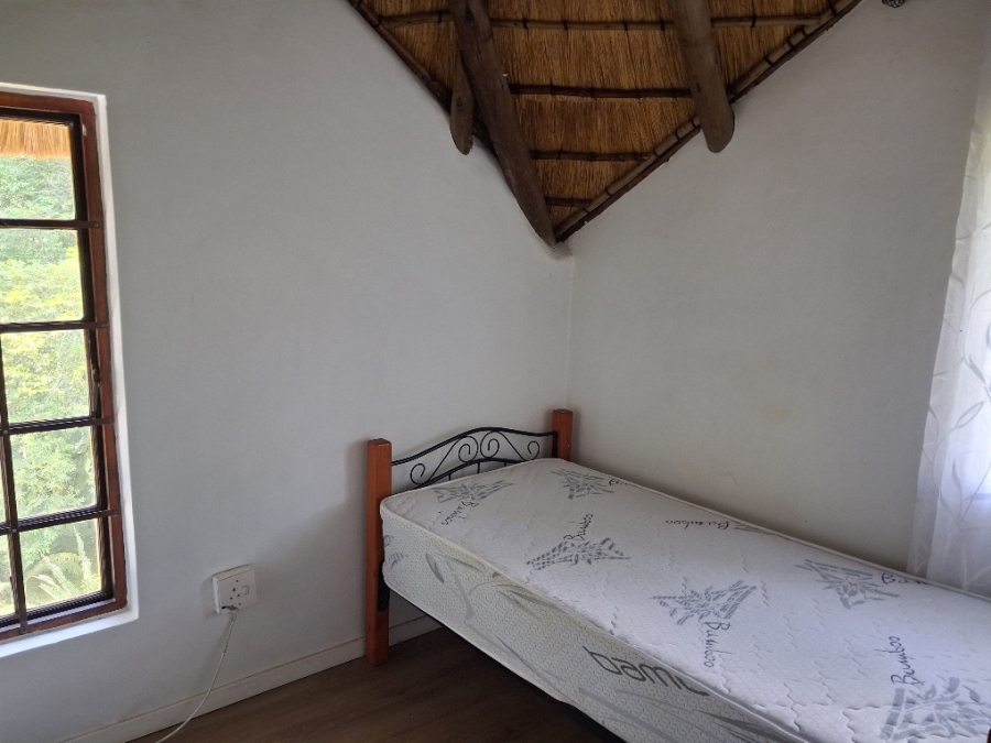 To Let 2 Bedroom Property for Rent in Waterfall KwaZulu-Natal
