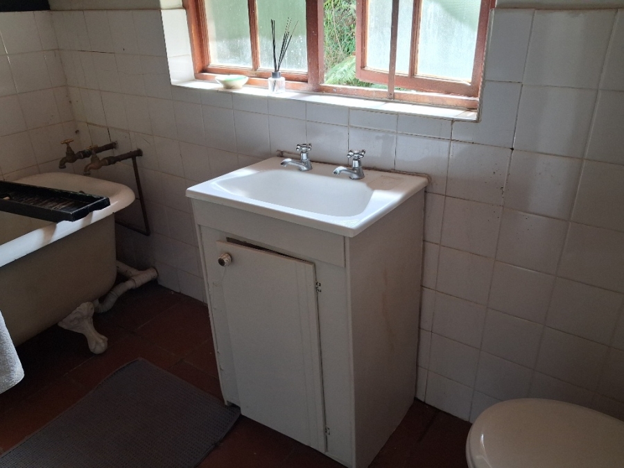 To Let 2 Bedroom Property for Rent in Waterfall KwaZulu-Natal