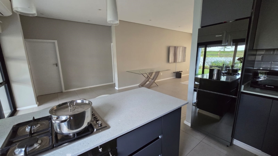 To Let 3 Bedroom Property for Rent in Palm Lakes Estate KwaZulu-Natal