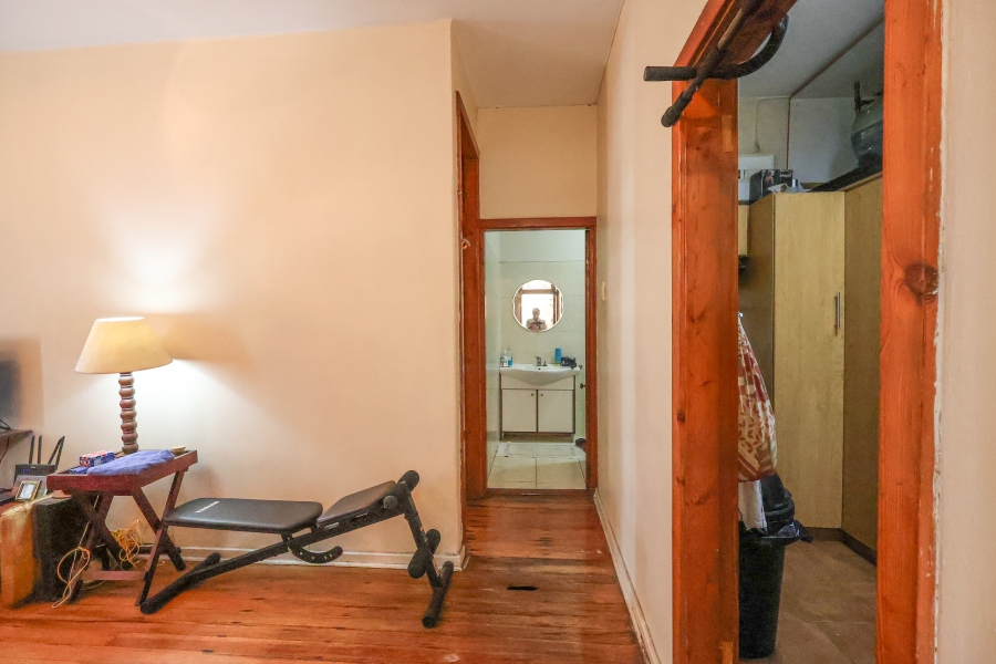 1 Bedroom Property for Sale in Essenwood KwaZulu-Natal