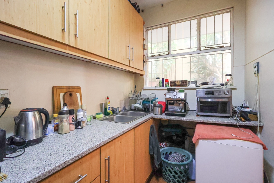 1 Bedroom Property for Sale in Essenwood KwaZulu-Natal