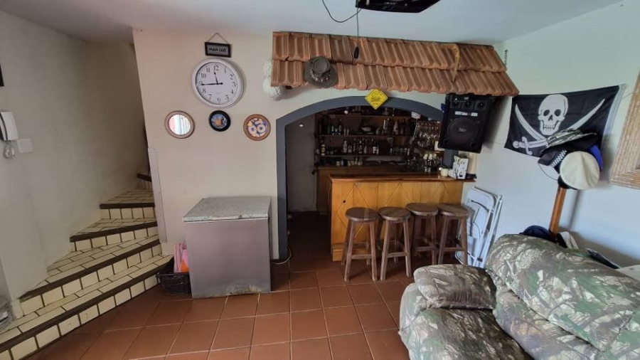 3 Bedroom Property for Sale in Freeland Park KwaZulu-Natal