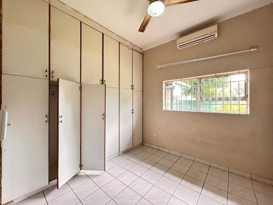 2 Bedroom Property for Sale in Birdswood KwaZulu-Natal
