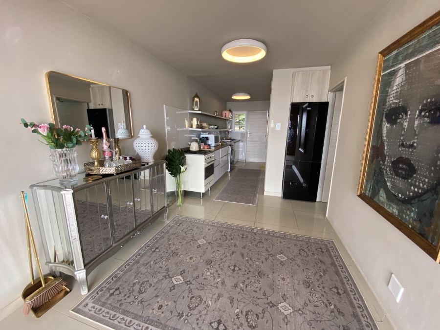 To Let 2 Bedroom Property for Rent in Westbrook KwaZulu-Natal