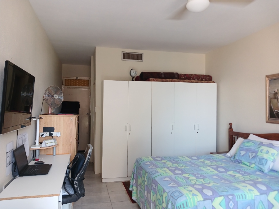 1 Bedroom Property for Sale in North Beach KwaZulu-Natal