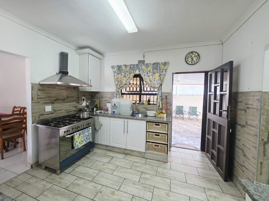 3 Bedroom Property for Sale in Brackenham KwaZulu-Natal