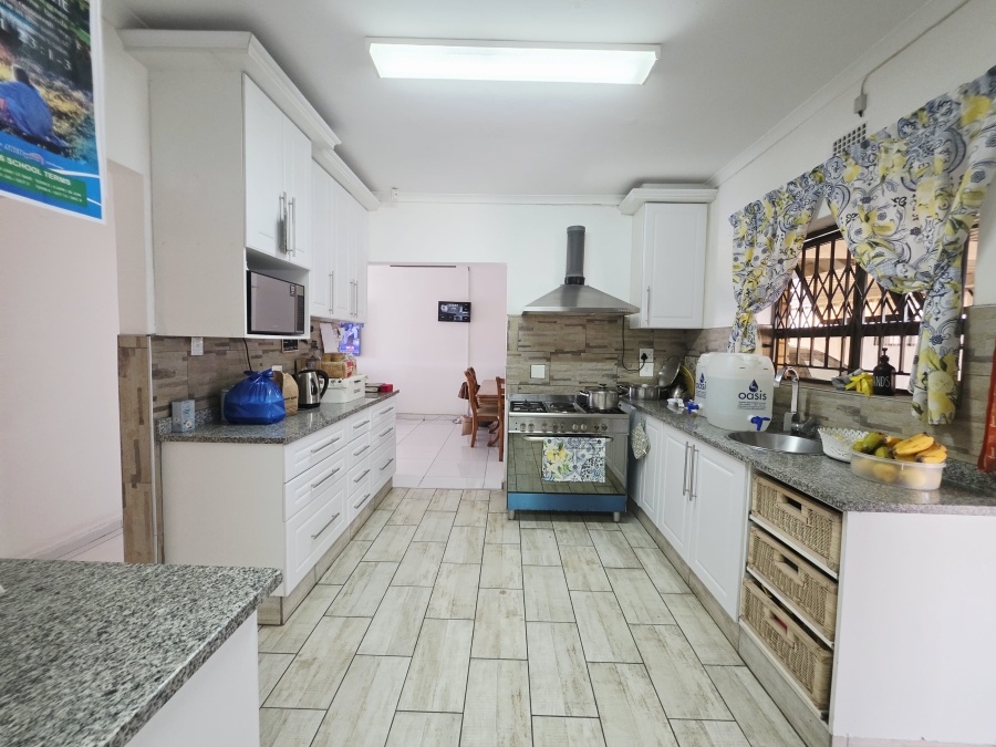 3 Bedroom Property for Sale in Brackenham KwaZulu-Natal