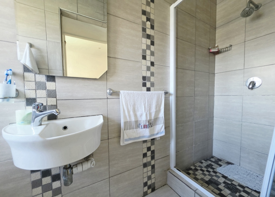 3 Bedroom Property for Sale in Brackenham KwaZulu-Natal