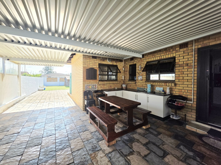 3 Bedroom Property for Sale in Brackenham KwaZulu-Natal