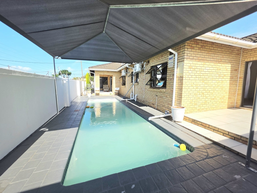 3 Bedroom Property for Sale in Brackenham KwaZulu-Natal