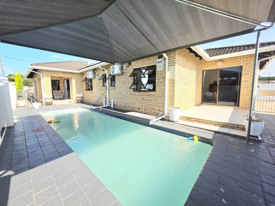 3 Bedroom Property for Sale in Brackenham KwaZulu-Natal