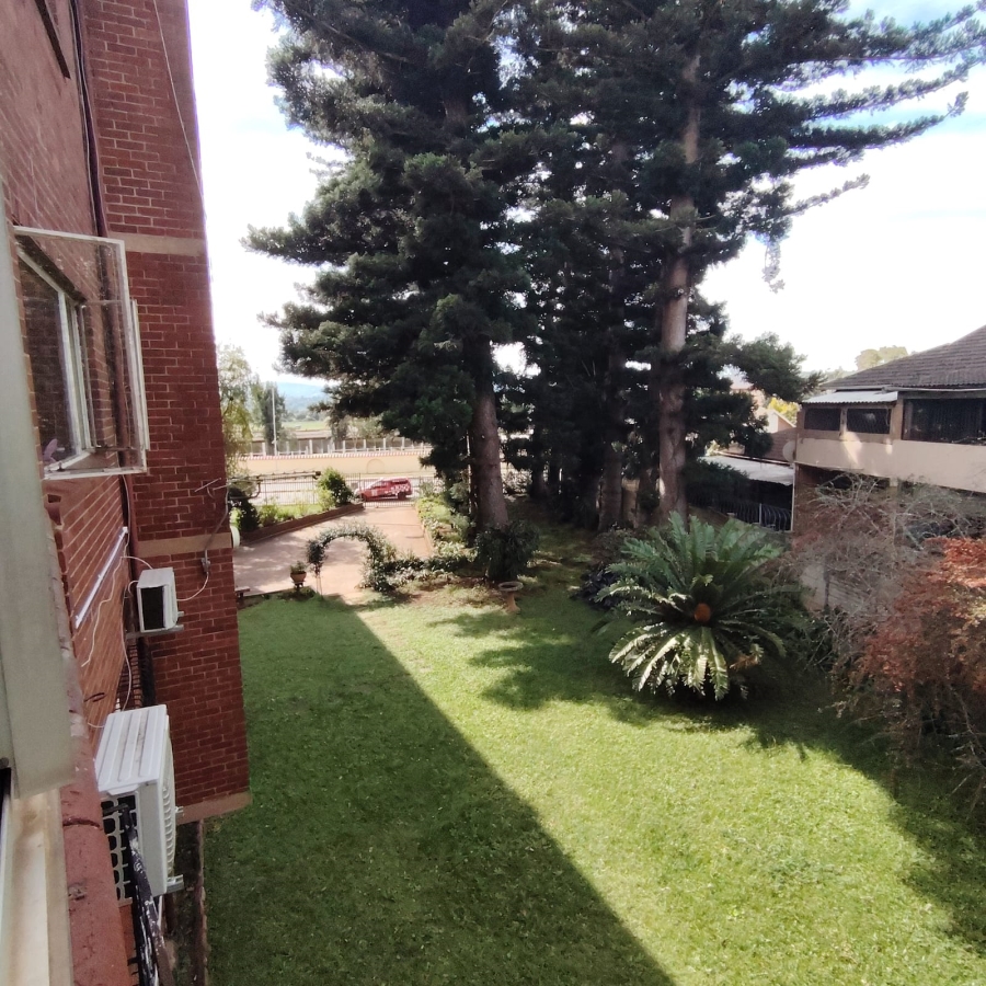 To Let 2 Bedroom Property for Rent in Scottsville KwaZulu-Natal