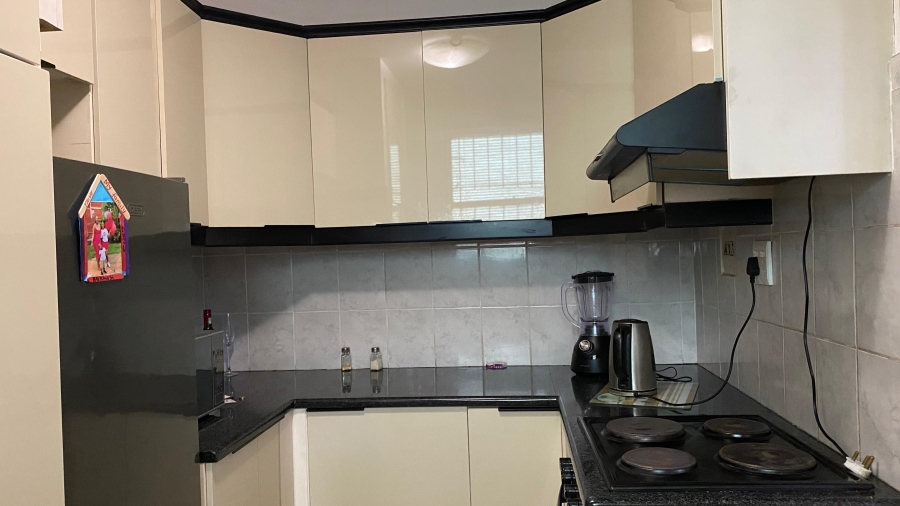 2 Bedroom Property for Sale in Glenwood KwaZulu-Natal