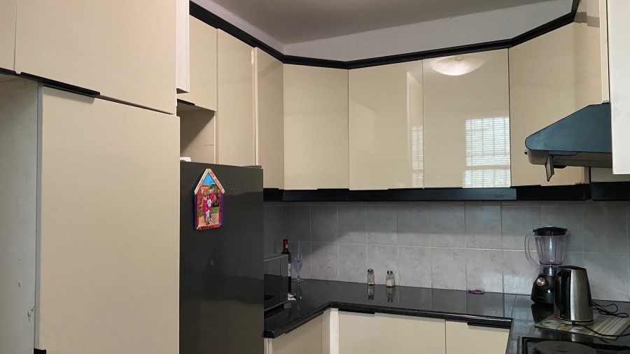 2 Bedroom Property for Sale in Glenwood KwaZulu-Natal