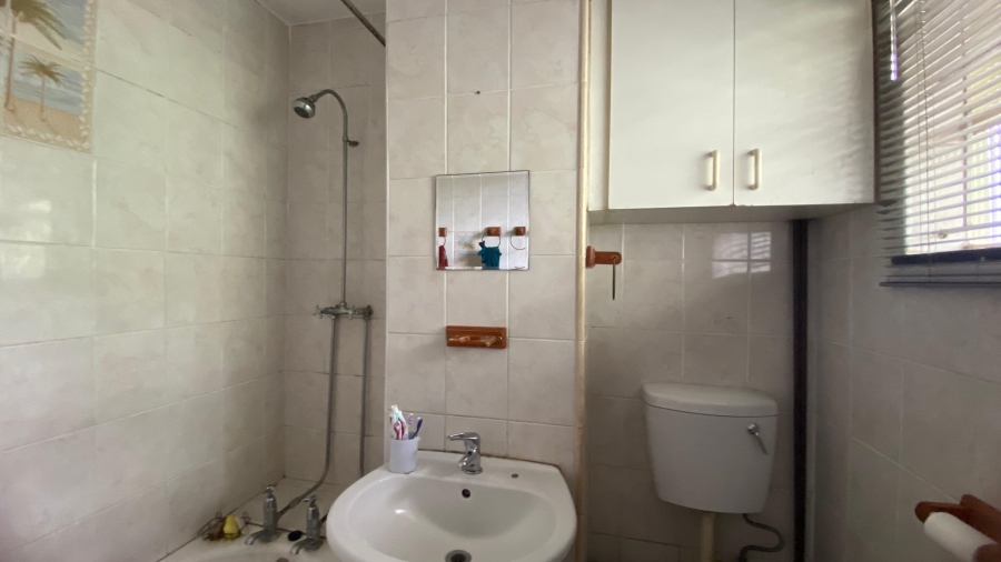 2 Bedroom Property for Sale in Glenwood KwaZulu-Natal