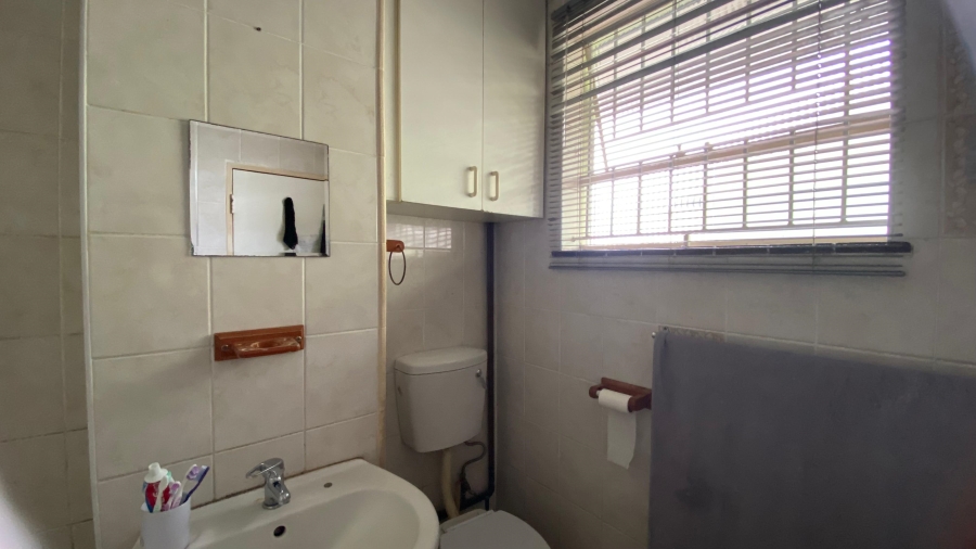 2 Bedroom Property for Sale in Glenwood KwaZulu-Natal