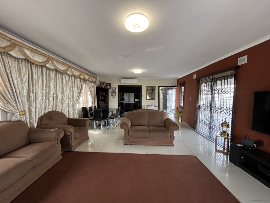 4 Bedroom Property for Sale in Sunford KwaZulu-Natal