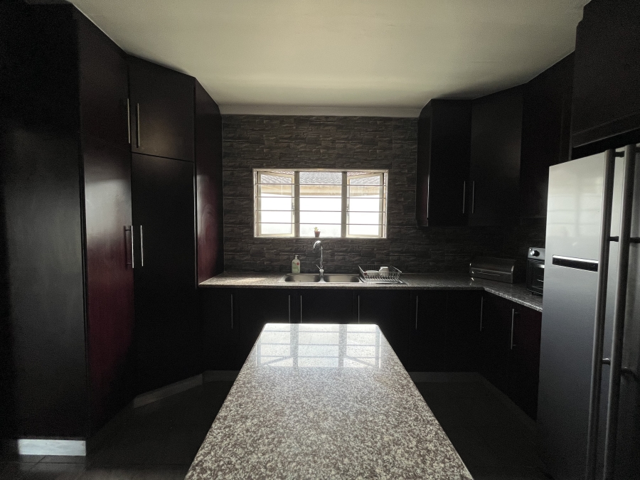 4 Bedroom Property for Sale in Sunford KwaZulu-Natal