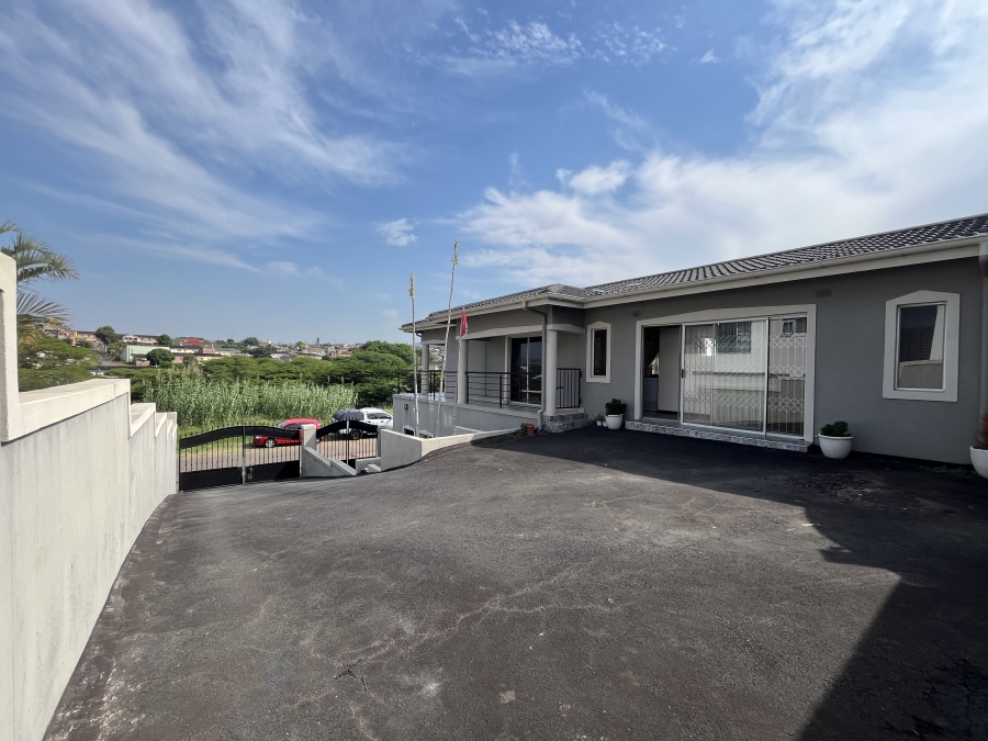 4 Bedroom Property for Sale in Sunford KwaZulu-Natal