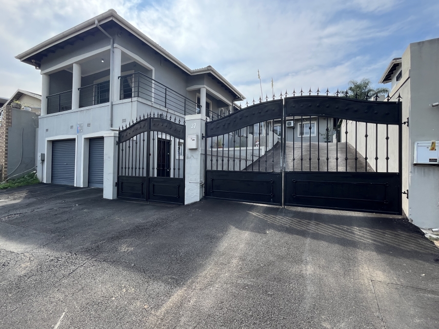 4 Bedroom Property for Sale in Sunford KwaZulu-Natal