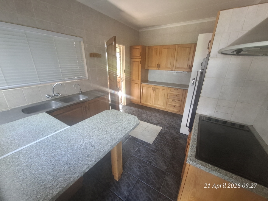 3 Bedroom Property for Sale in Signal Hill KwaZulu-Natal