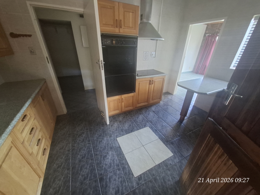 3 Bedroom Property for Sale in Signal Hill KwaZulu-Natal