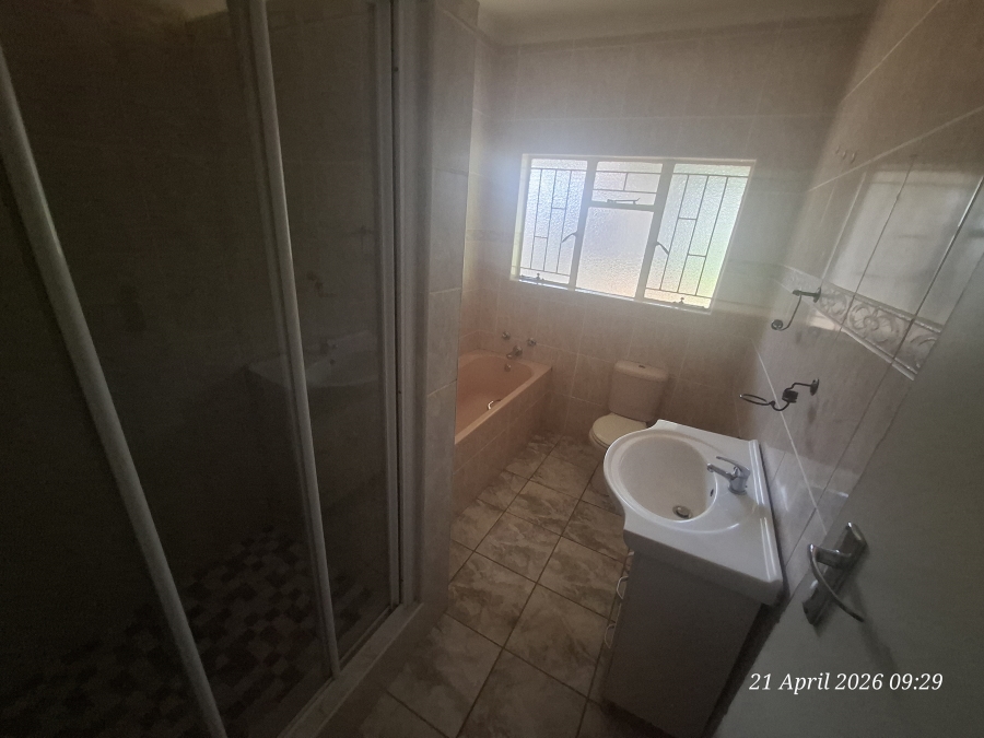 3 Bedroom Property for Sale in Signal Hill KwaZulu-Natal