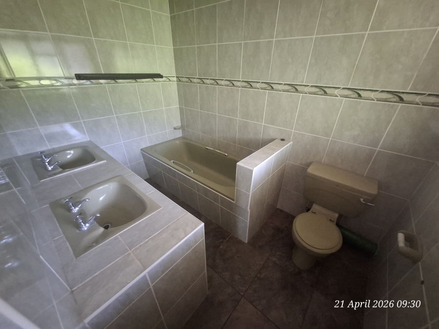 3 Bedroom Property for Sale in Signal Hill KwaZulu-Natal