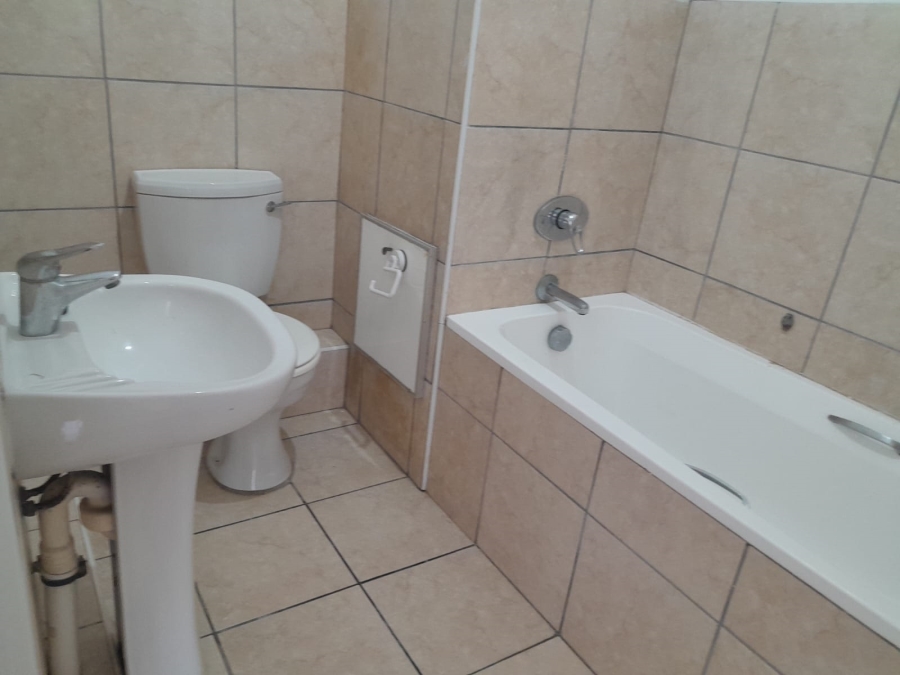 To Let 2 Bedroom Property for Rent in Illovo Beach KwaZulu-Natal