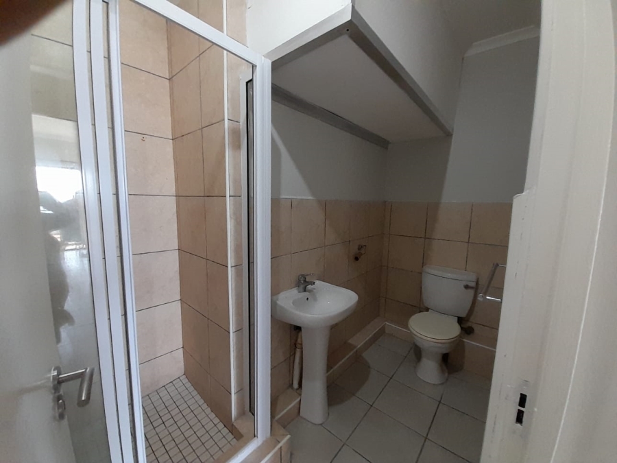 To Let 2 Bedroom Property for Rent in Illovo Beach KwaZulu-Natal