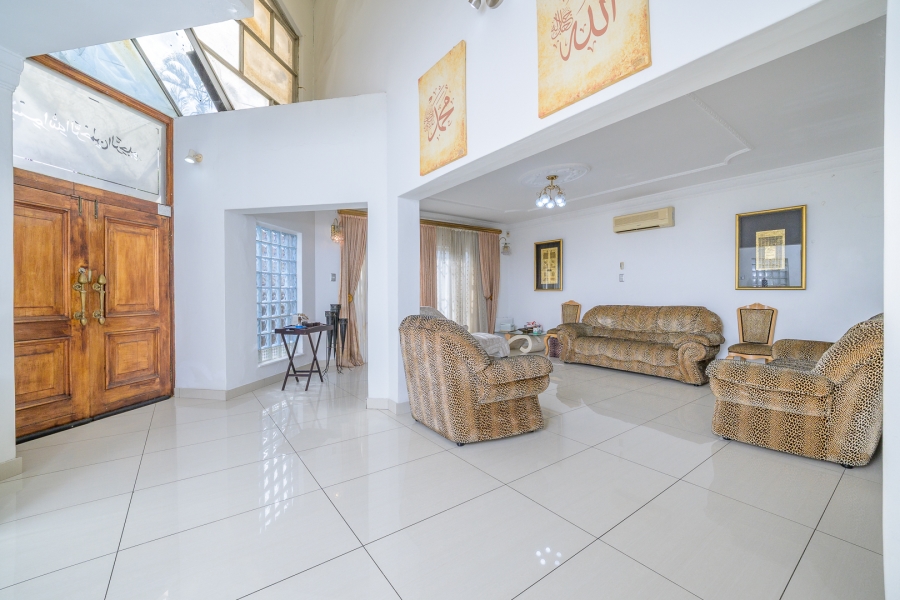 6 Bedroom Property for Sale in Sydenham KwaZulu-Natal