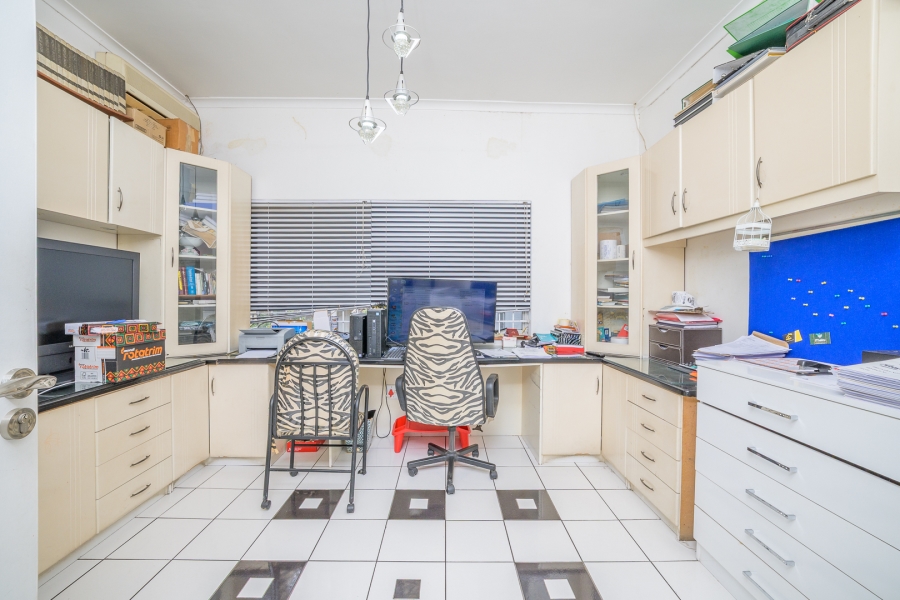 6 Bedroom Property for Sale in Sydenham KwaZulu-Natal