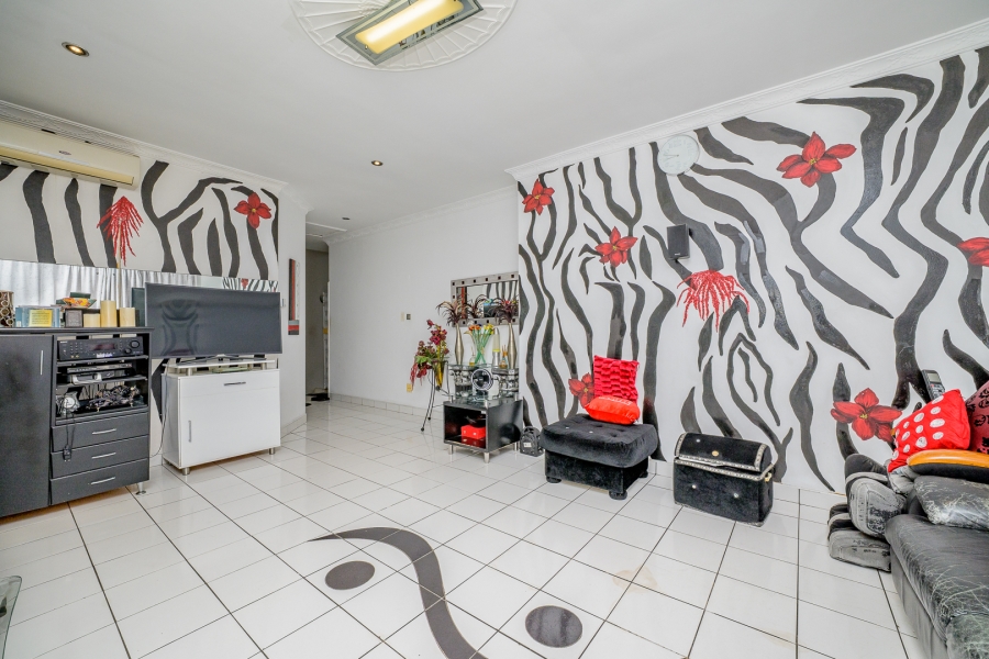 6 Bedroom Property for Sale in Sydenham KwaZulu-Natal