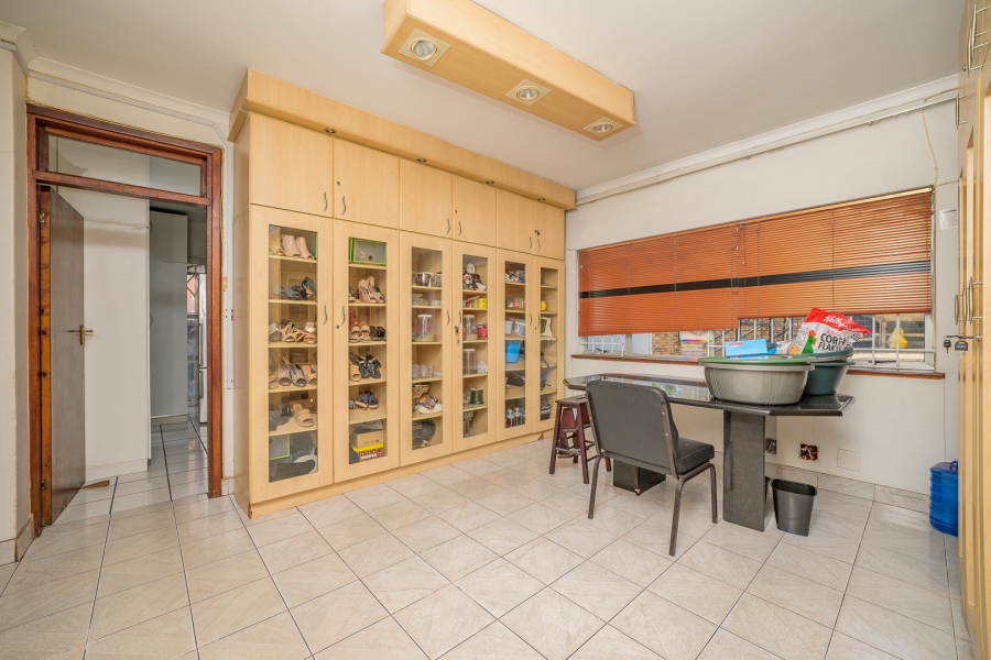 6 Bedroom Property for Sale in Sydenham KwaZulu-Natal