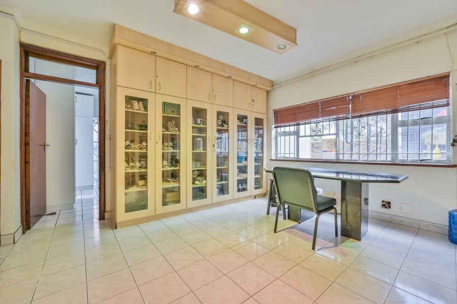 6 Bedroom Property for Sale in Sydenham KwaZulu-Natal