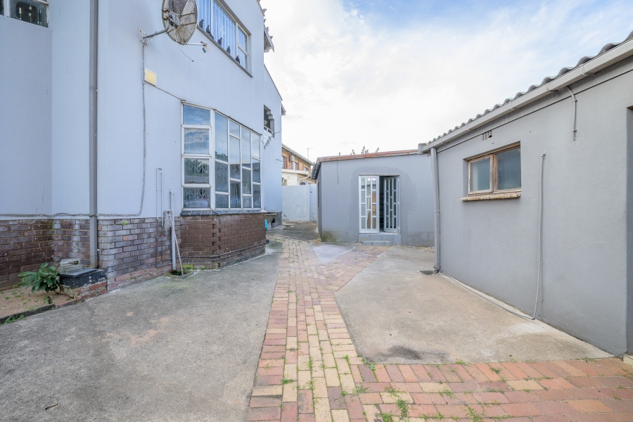 6 Bedroom Property for Sale in Sydenham KwaZulu-Natal