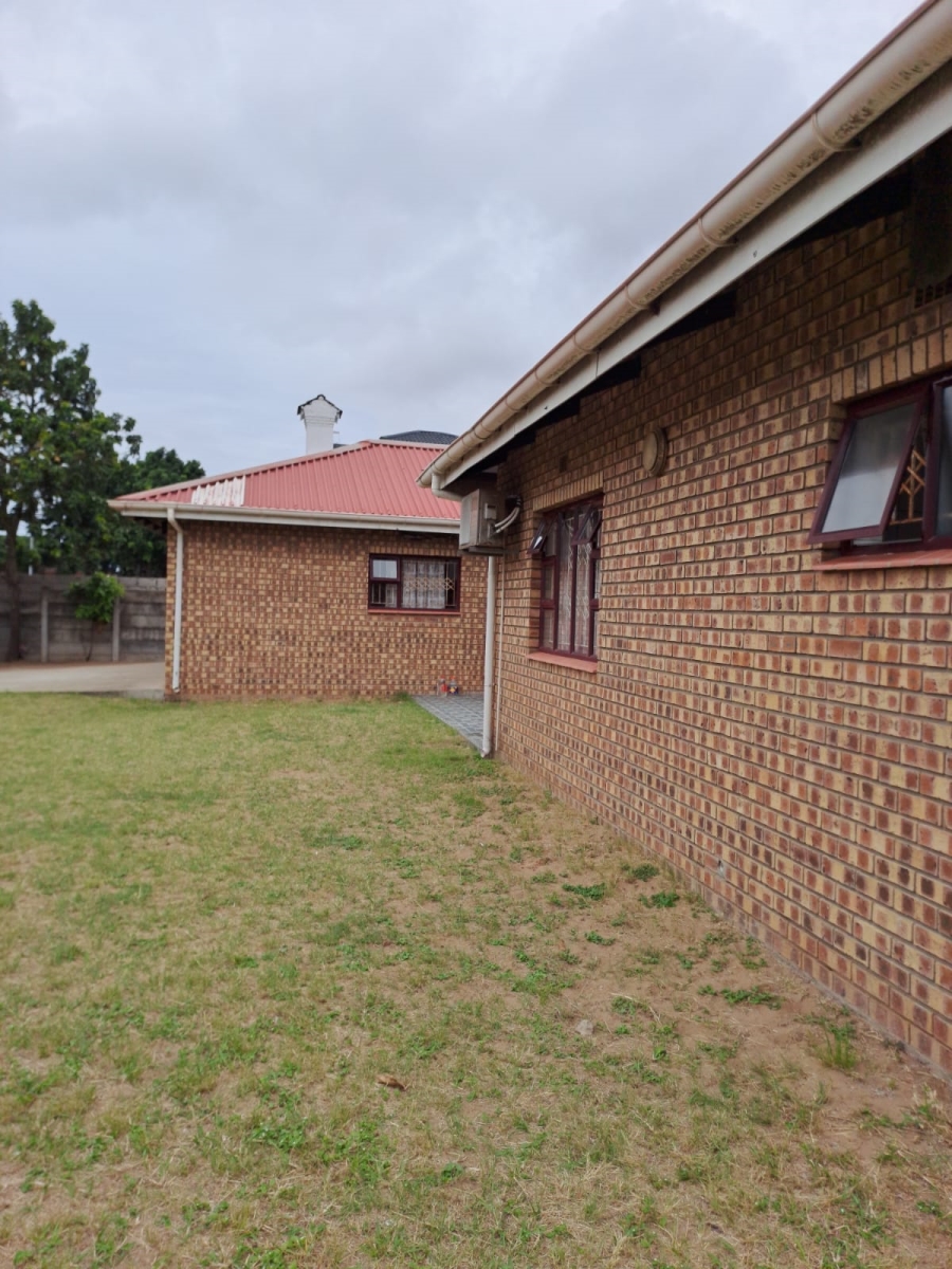 4 Bedroom Property for Sale in Brackenham KwaZulu-Natal