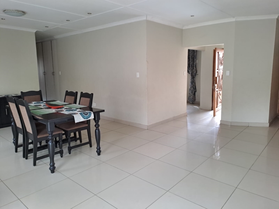 4 Bedroom Property for Sale in Brackenham KwaZulu-Natal