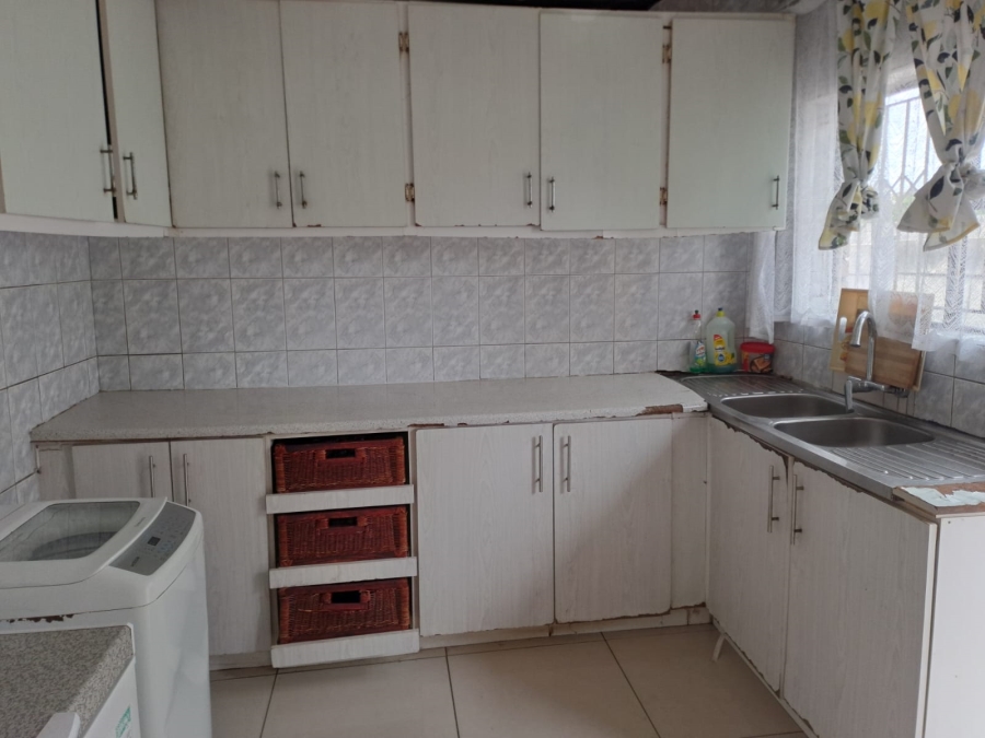4 Bedroom Property for Sale in Brackenham KwaZulu-Natal