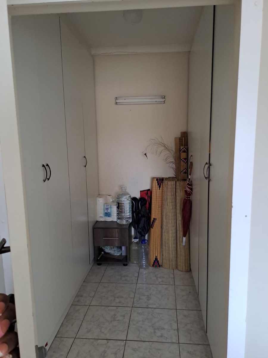 4 Bedroom Property for Sale in Brackenham KwaZulu-Natal