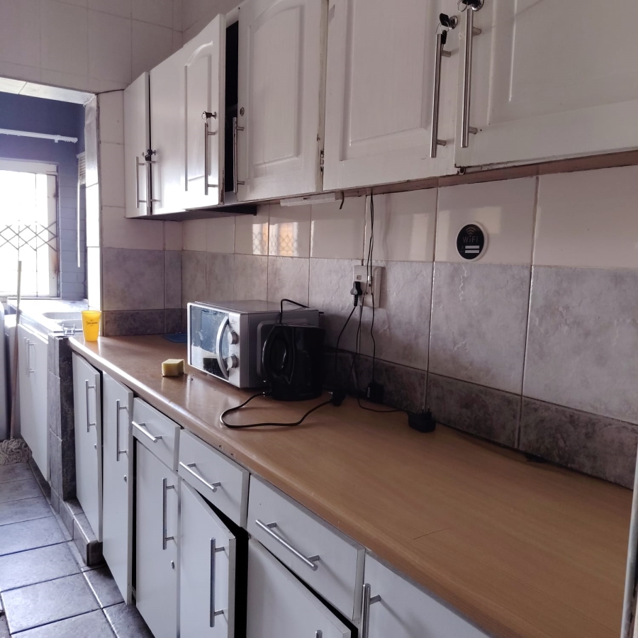 8 Bedroom Property for Sale in Wensleydale KwaZulu-Natal