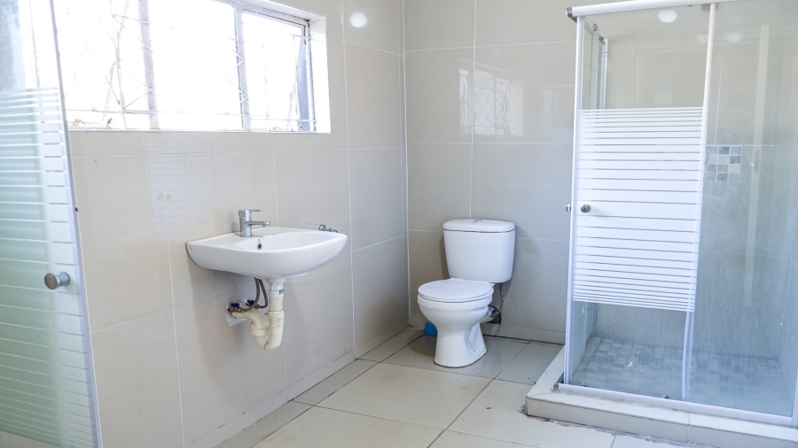 8 Bedroom Property for Sale in Wensleydale KwaZulu-Natal