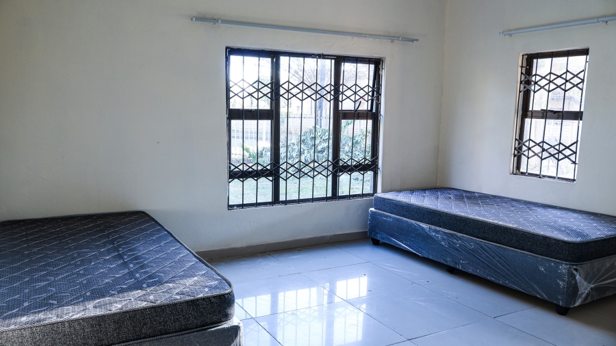 8 Bedroom Property for Sale in Wensleydale KwaZulu-Natal