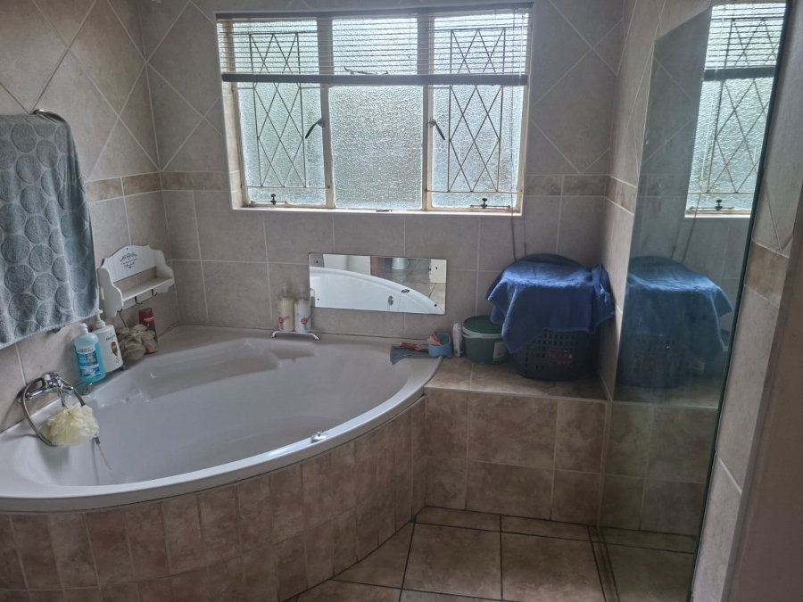 3 Bedroom Property for Sale in Arborpark KwaZulu-Natal